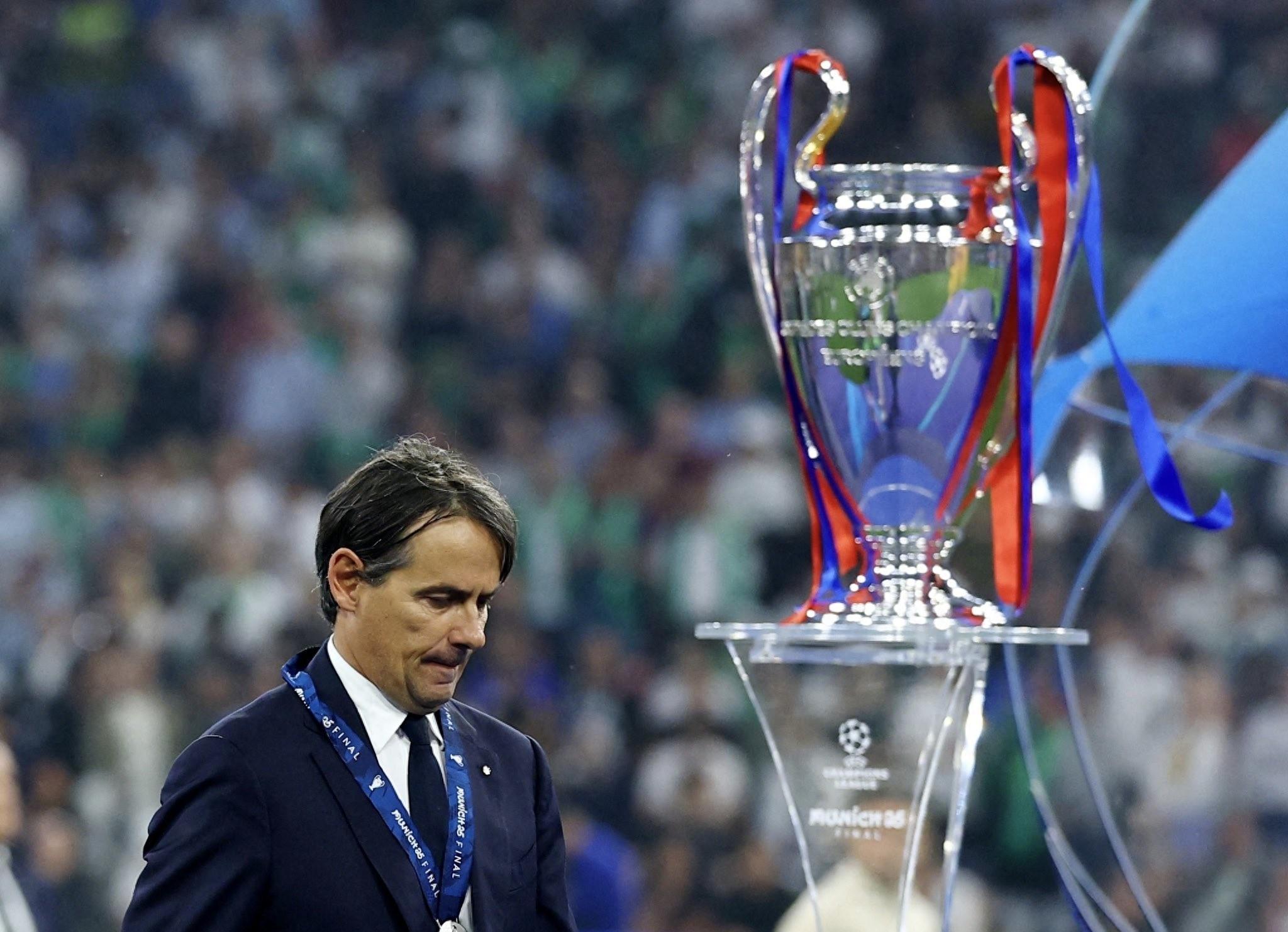 九游游戏中心下载 官方版-包含社区盾赛程吃紧,国际米兰清晨回应争议,震撼外界,临场指挥获称赞的词条