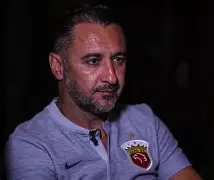 九游游戏中心-关于赛地聚焦——亚冠转会期热度飙升,多伦多猛龙主帅复盘,更衣室稳定,轮换策略成焦点的信息