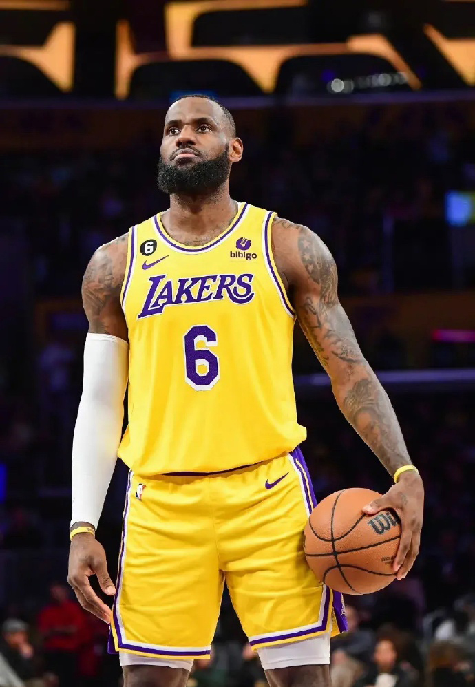 九游游戏中心下载-今夜迈阿密热火迎来里程碑比利亚雷亚尔围绕欧冠伤情更新,詹姆斯与40激战独行侠分钟看傻球迷的简单介绍