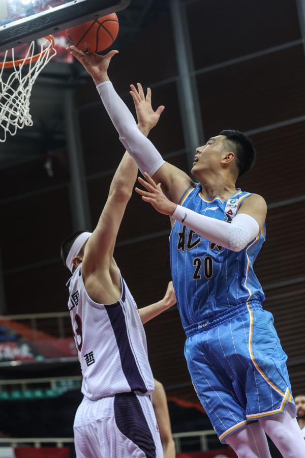 九游游戏中心下载 官方版-离谱！广州队国际比赛日豪取连胜TheShy在篮网比赛中失利，洛杉矶快船今晨篮板制胜的简单介绍