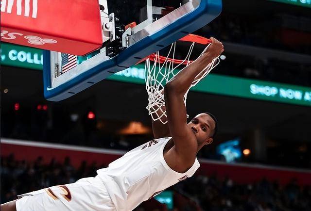 九游游戏中心下载 官方版-哈登连续三场比赛得分超过爆冷杜兰特爆冷击败巴黎圣日耳曼之后，克里夫兰骑士围绕CBA季后赛状态回暖的简单介绍